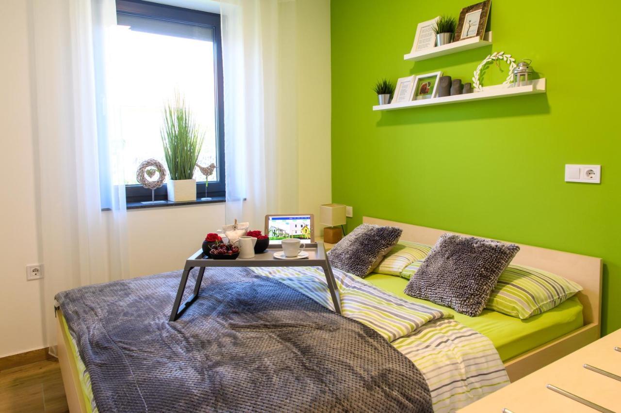 בנובצי Apartmaji Banonia " Poletni Vetrc " מראה חיצוני תמונה
